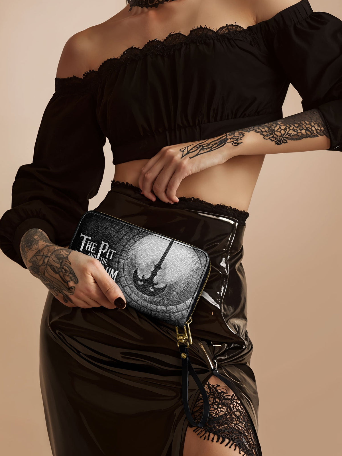 "The Pit And The Pendulum" Wallet - FALL DEAL