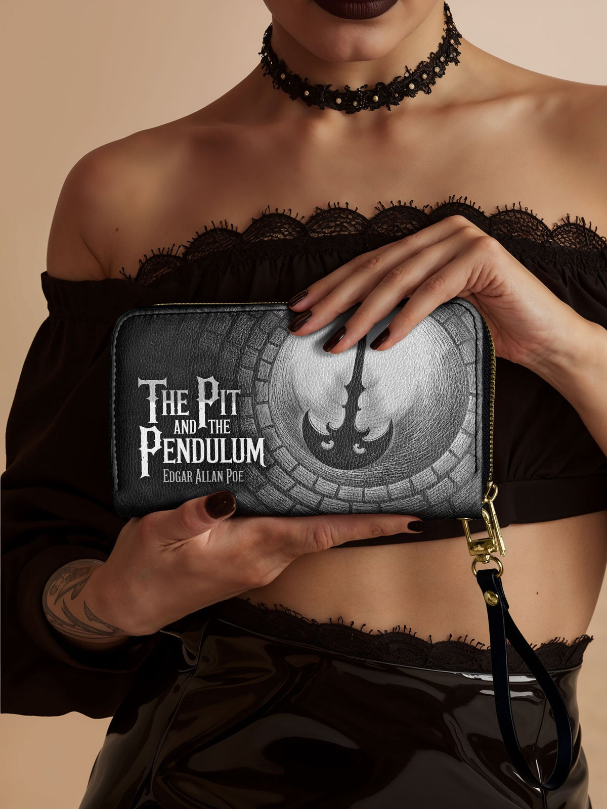"The Pit And The Pendulum" Wallet - FALL DEAL