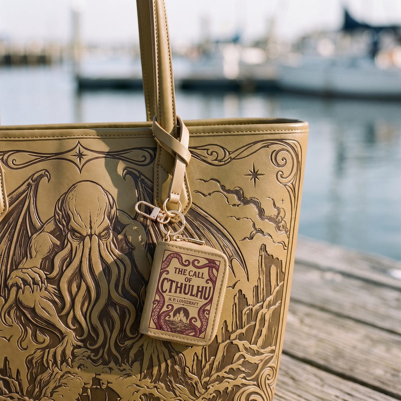 Cthulhu Rising matching book-cover charm on the tote