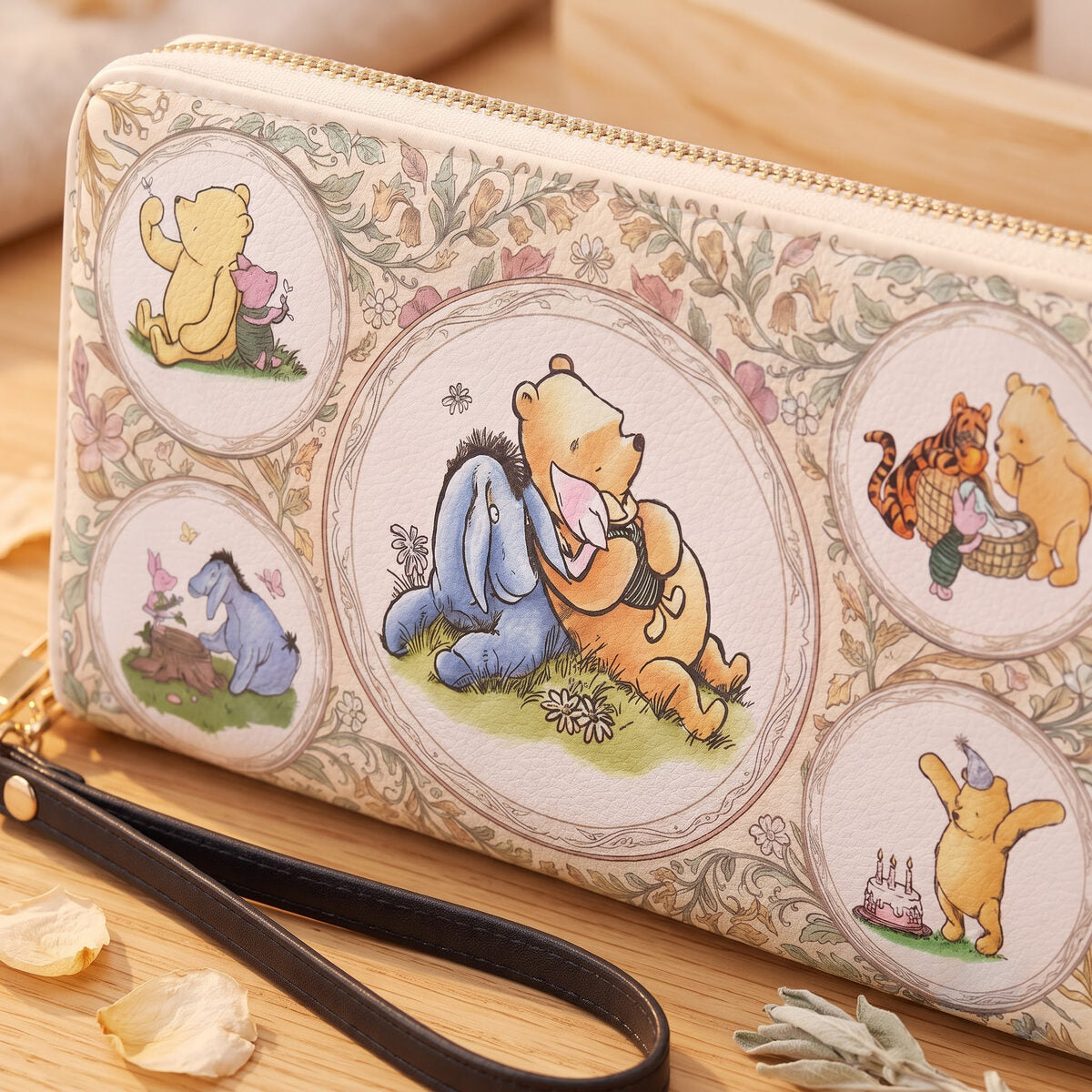 Pooh wallet — close-up